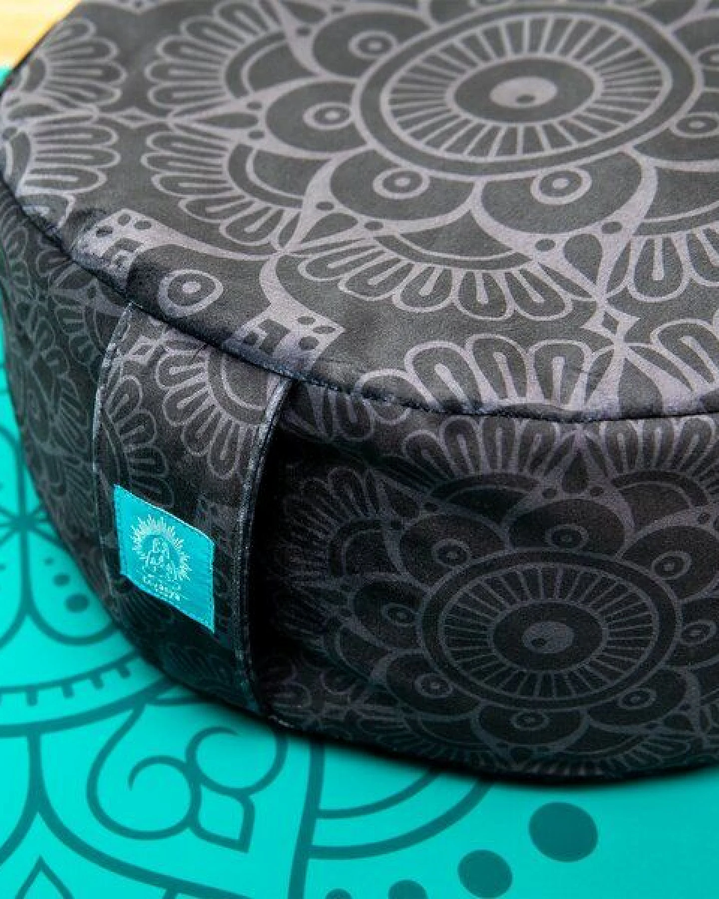 Divasya Meditationskissen Mandala rund 33 cm – Ansicht 3