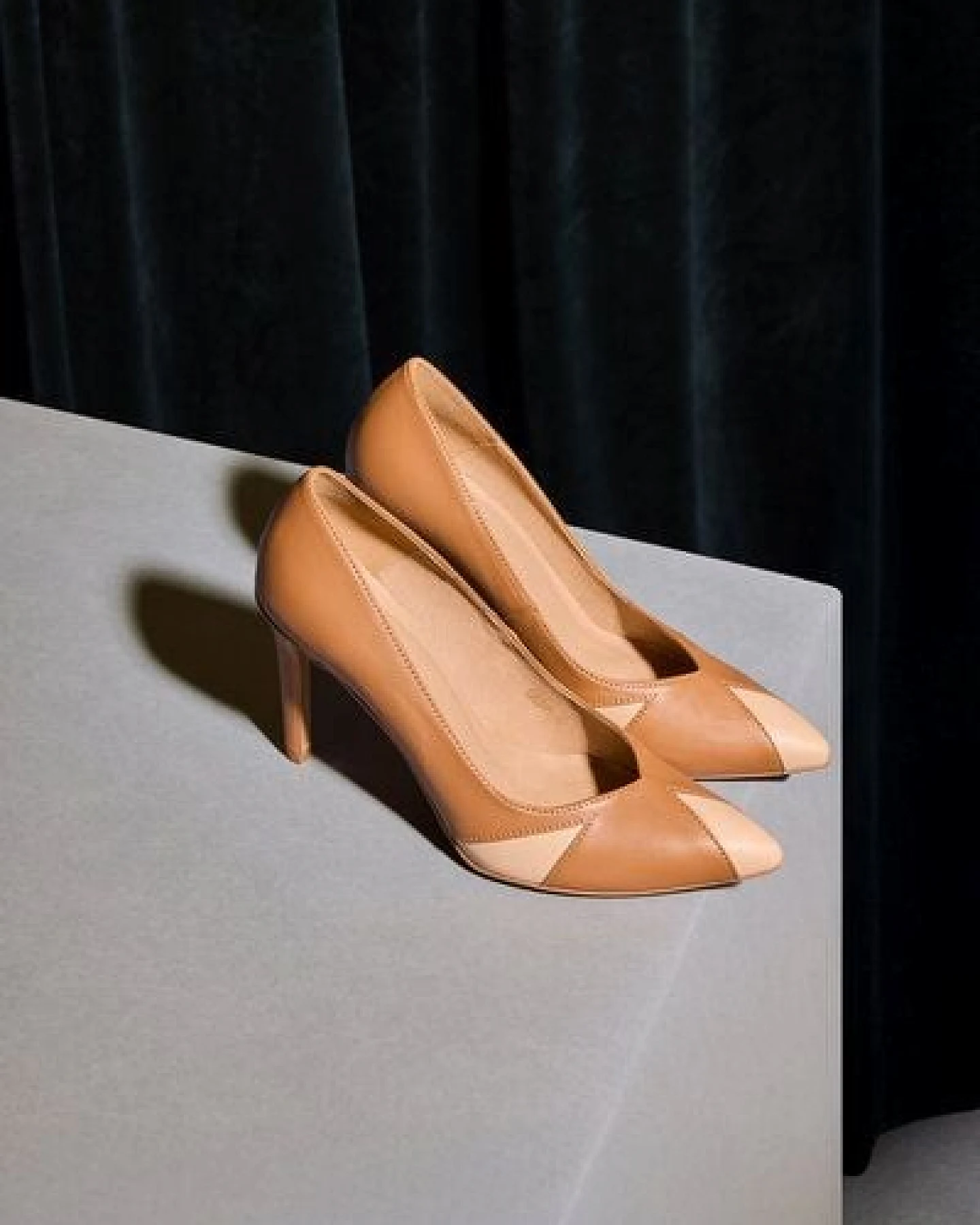 AGAZI IVO caramel & almond – vegan heels made from mushroom leather – Ansicht 2