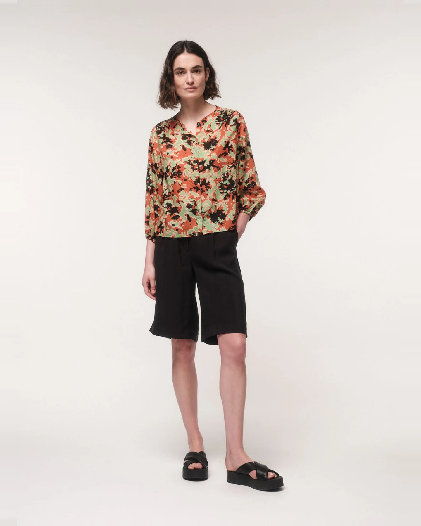 Bluse Print Powerful Bloom – Ansicht 2