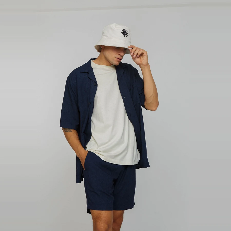 Blau