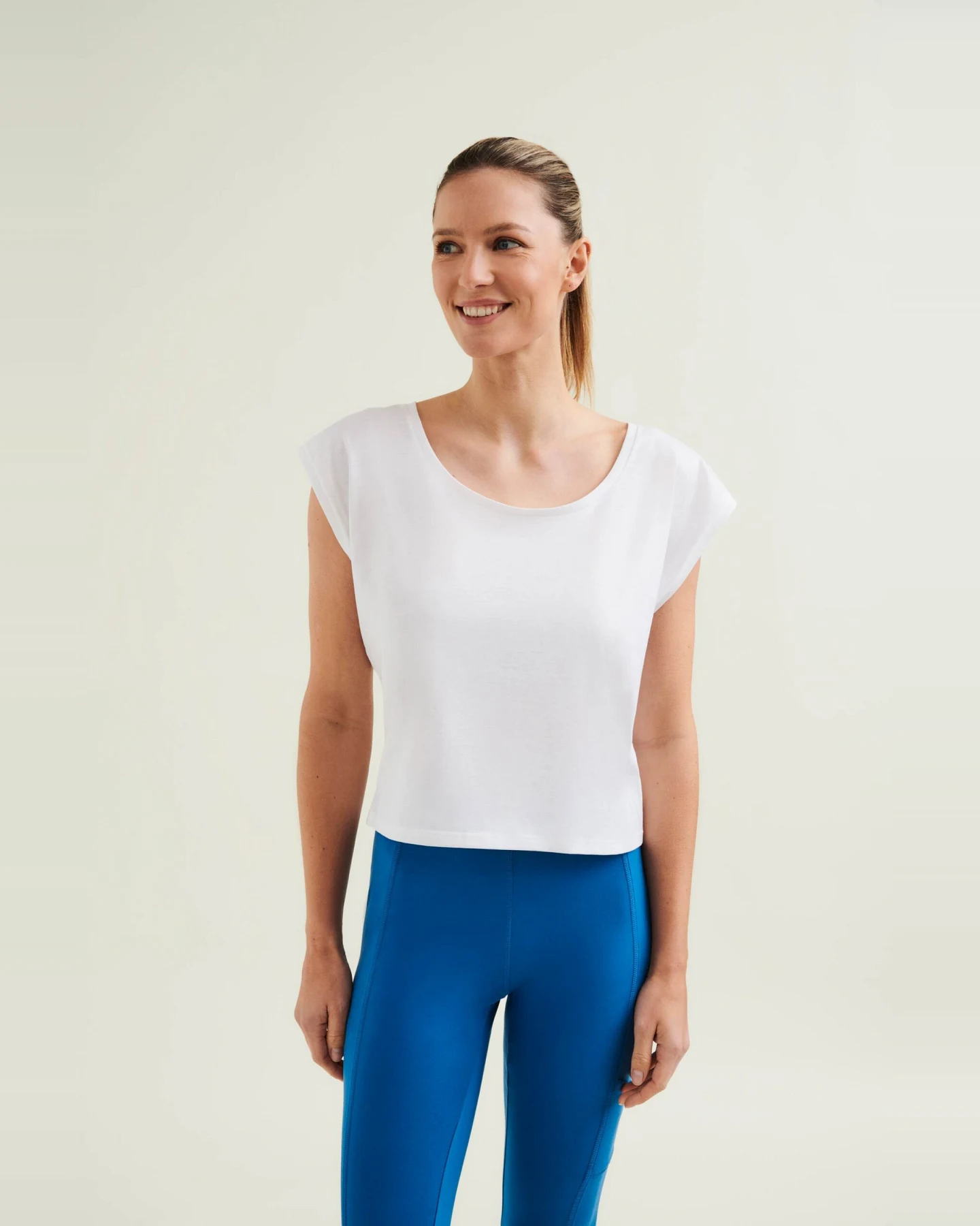 Wellicious Cropped Dance Vest - Diamond White XL – Ansicht 4