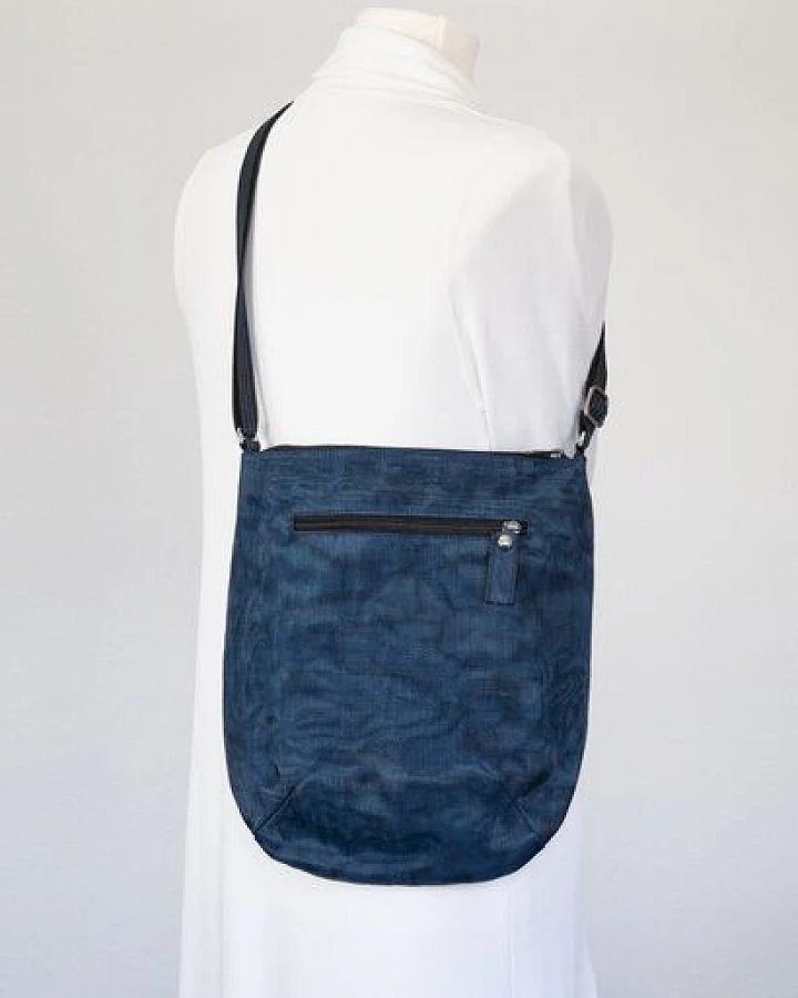 Blau