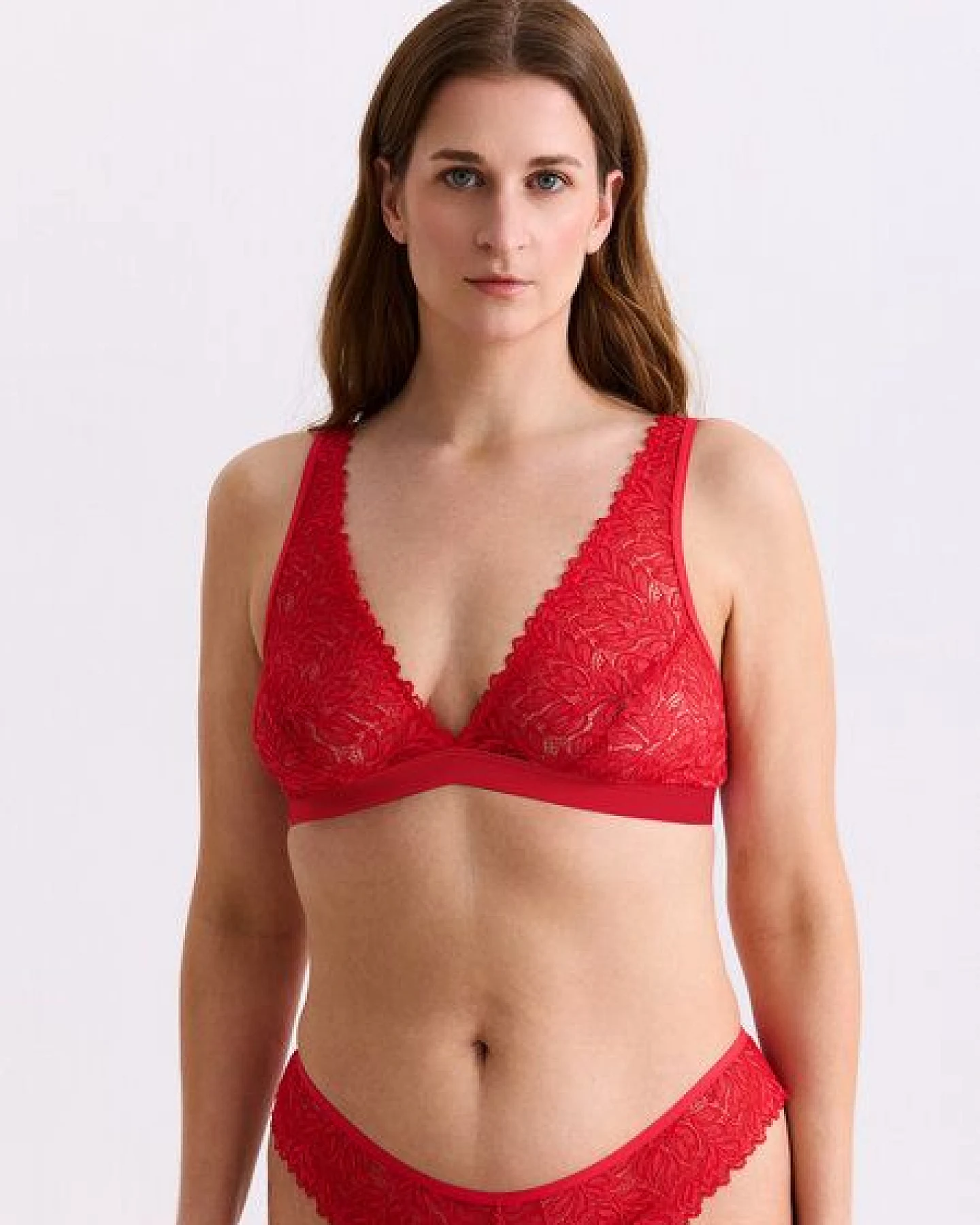erlich textil Dreamy Lace Plunge Bra BH mit Spitze aus recyceltem Polyamid, made in Europe – Ansicht 2