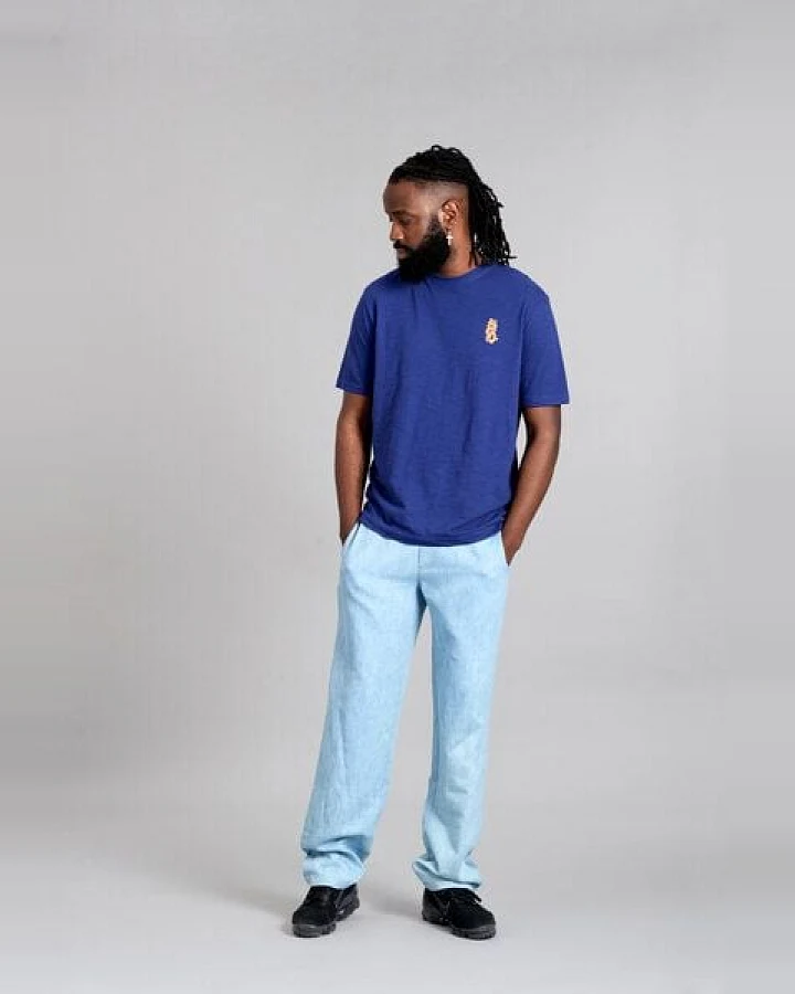 Blau