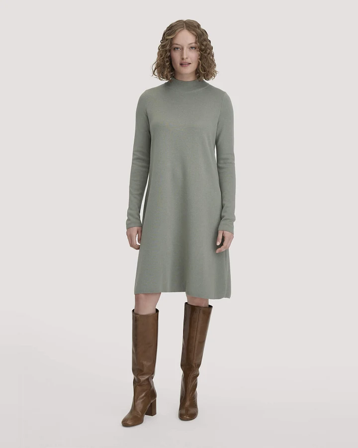 hessnatur Damen Strick Kleid Relaxed aus TENCEL™ Lyocell mit Bio-Baumwolle - grün - Größe S