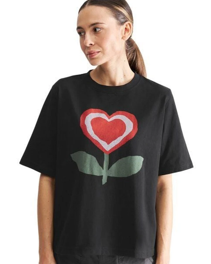 DEDICATED T-Shirt Vadstena Love Flower