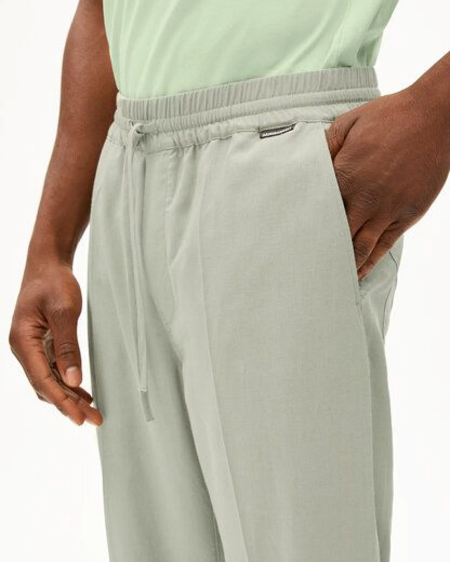 ARMEDANGELS LUKAA LINO Herren Webhose aus Leinen-Mix – Ansicht 3