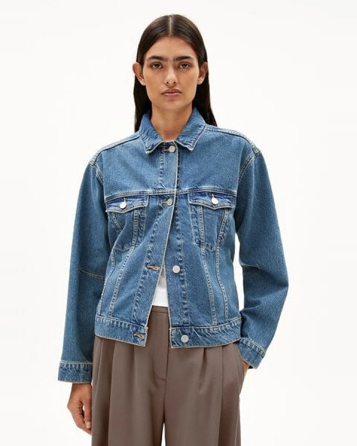 ARMEDANGELS TAANA Damen Jeansjacke aus recycelter Baumwolle