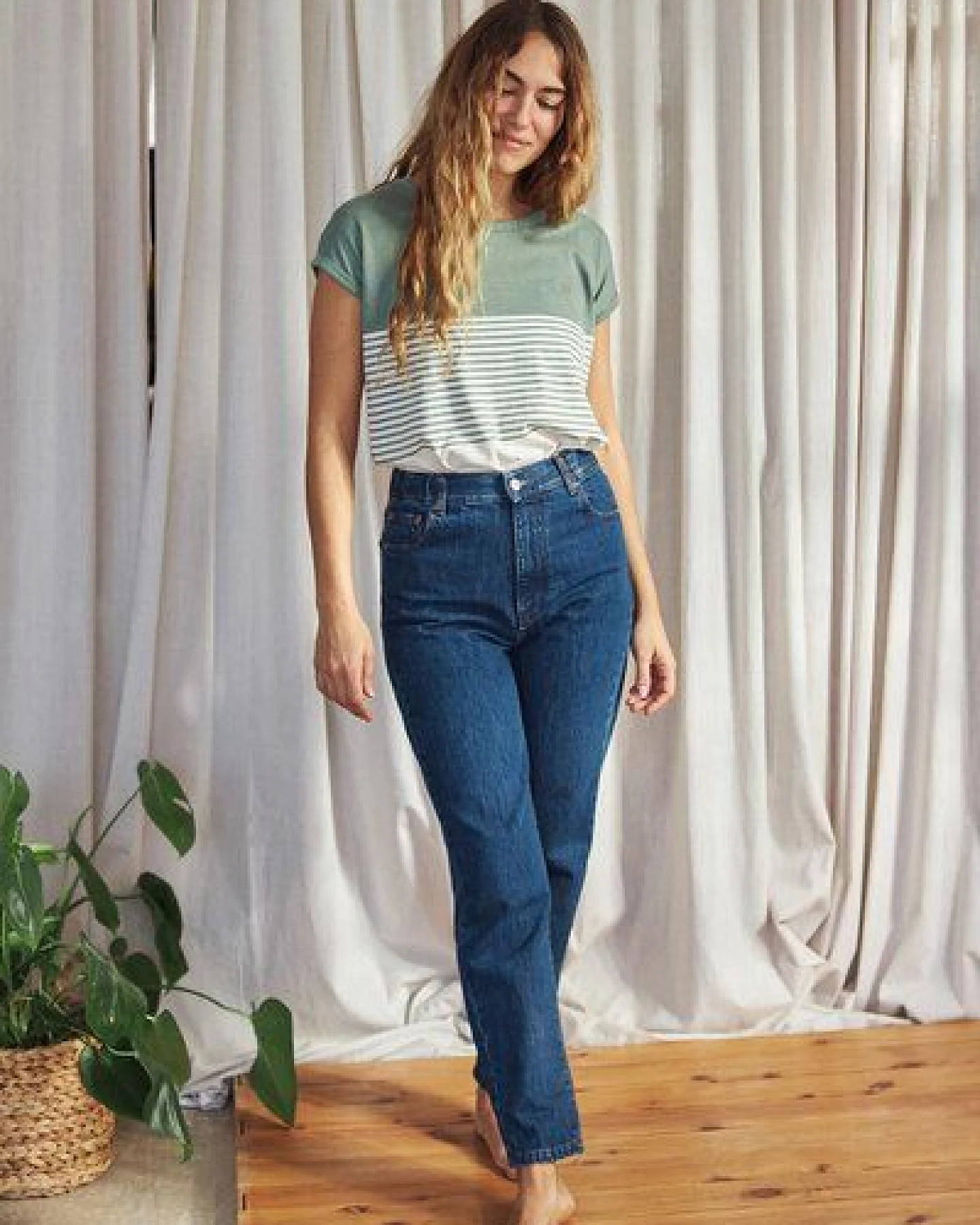TWOTHIRDS T-Shirt Molène Sage Green aus Bio-Baumwolle – Ansicht 4