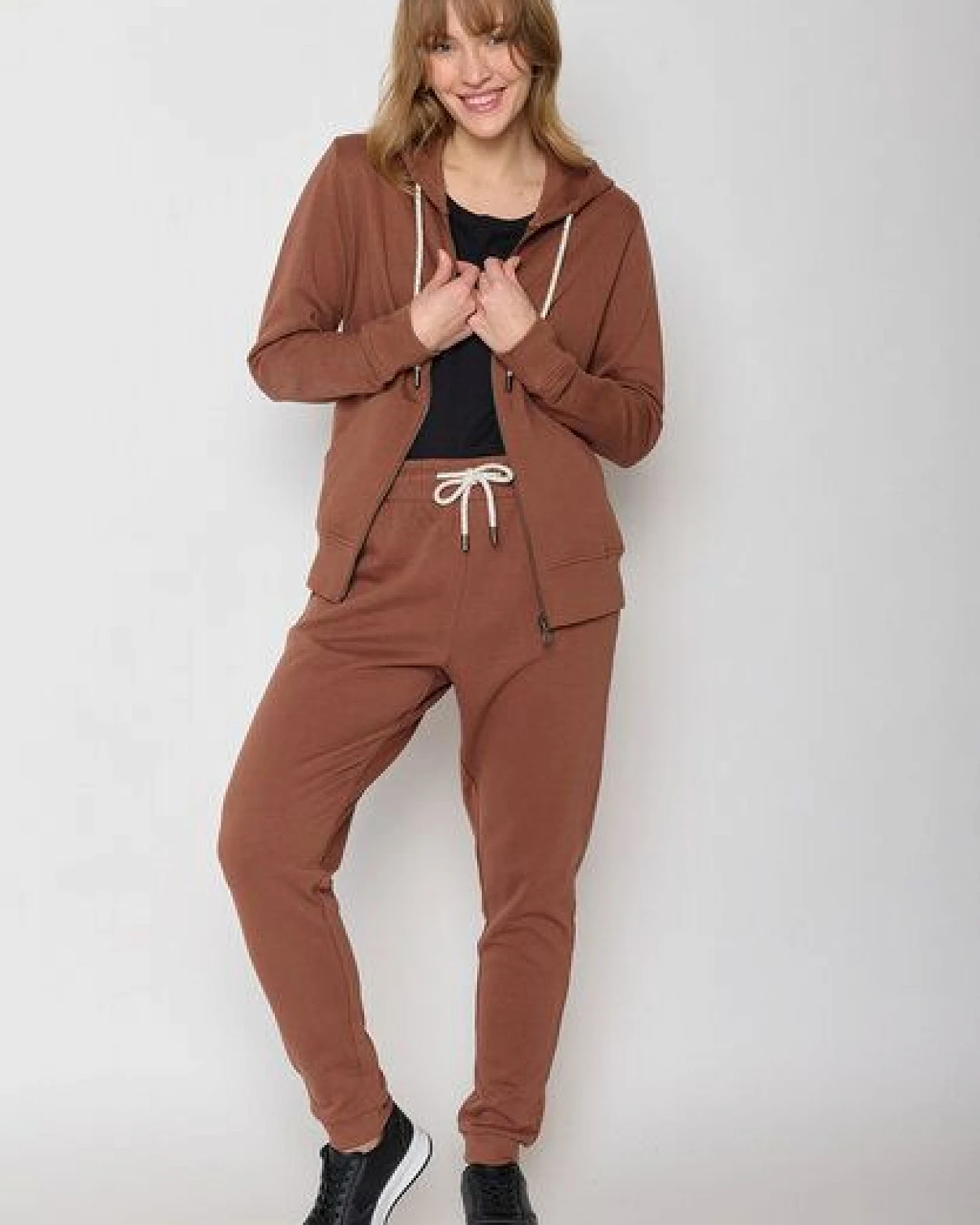 GREENBOMB Basic Vivid - Gemütliche Zipjacke aus Bio-Baumwolle / GOTS / Fair & Vegan – Ansicht 2