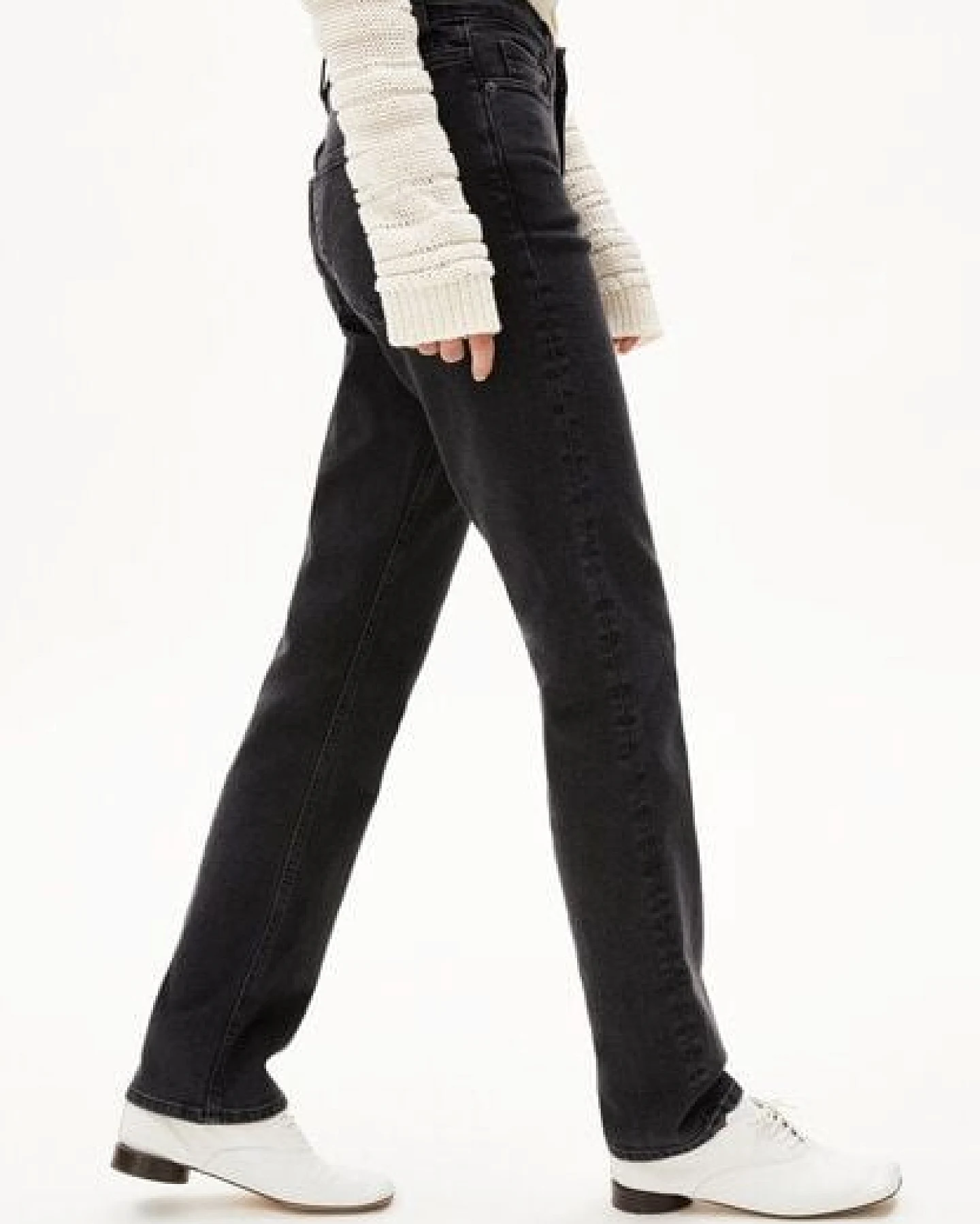 ARMEDANGELS CARENAA Damen Straight Jeans recycelter Baumwoll Mix Comfort Stretch – Ansicht 4