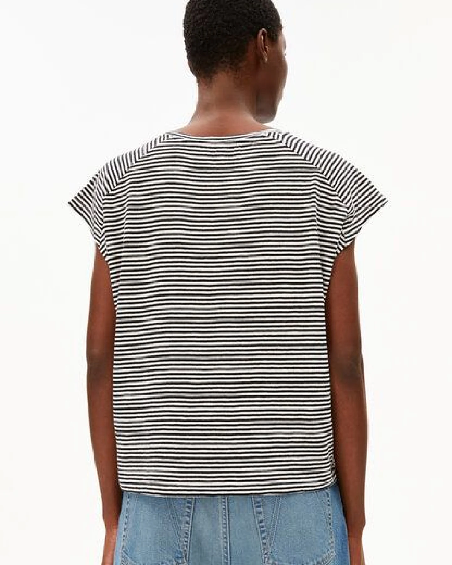 ARMEDANGELS ONELIAA LOVELY STRIPES Damen T-Shirt aus Bio-Baumwolle – Ansicht 2