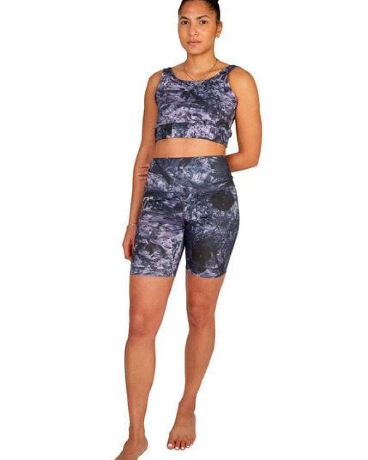 ÆVRIL Damen Kurze Yoga Leggings // Tobiume Print // Bio-Baumwolle