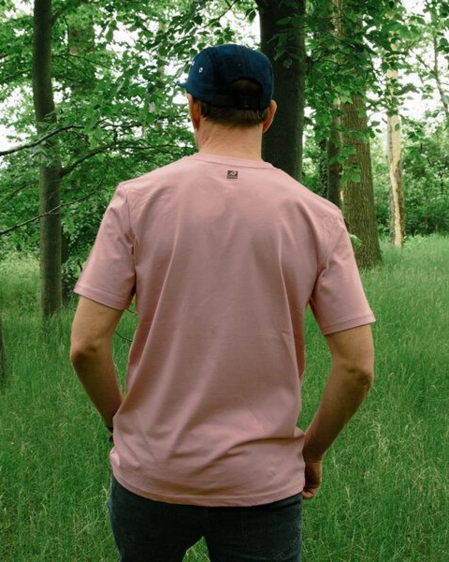 Cmig Herren T-Shirt Erle mit Elster / T-Shirt mit Baum – Ansicht 4