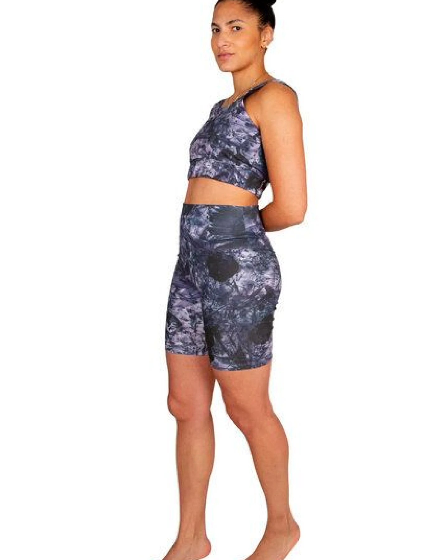 ÆVRIL Damen Kurze Yoga Leggings // Tobiume Print // Bio-Baumwolle – Ansicht 3