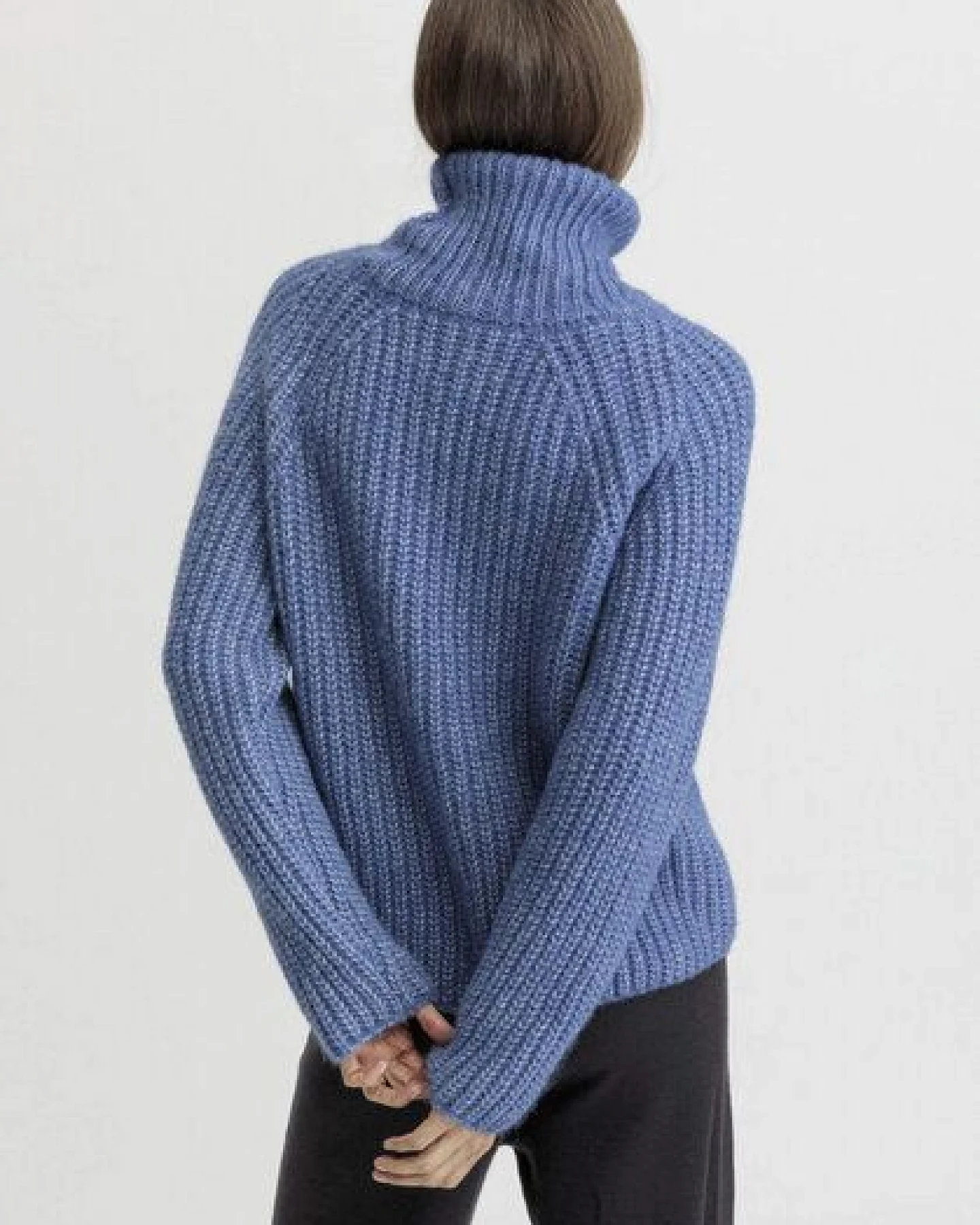 hessnatur Rollkragen Pullover Relaxed aus Alpaka mit Bio-Baumwolle – Ansicht 2
