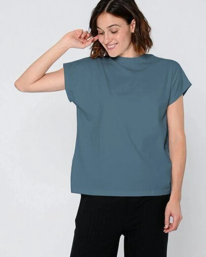 Blau