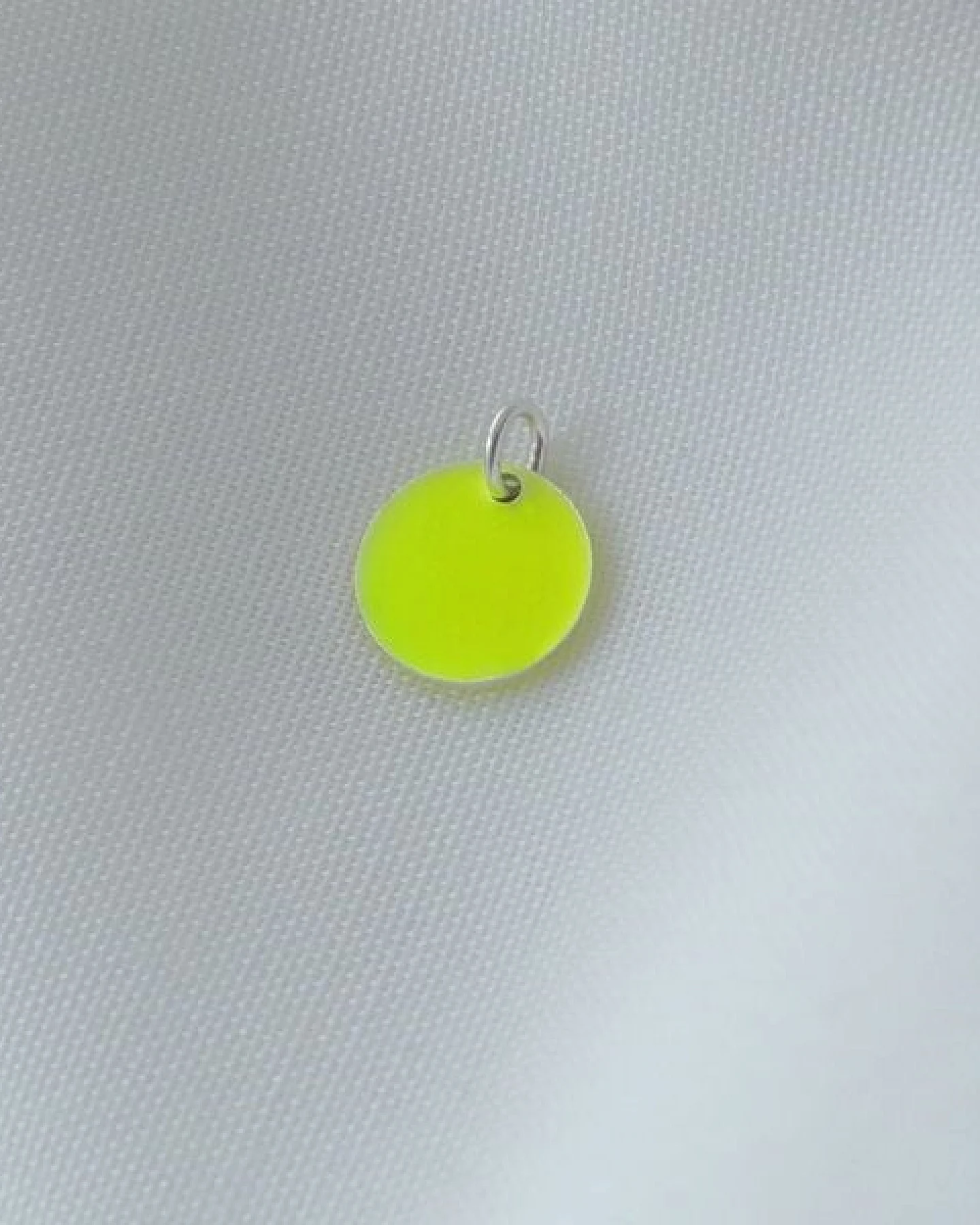 BELLYBIRD Jewellery Halskette - emailliertes Plättchen, Anhänger aus Silber mit Emaille – Ansicht 3