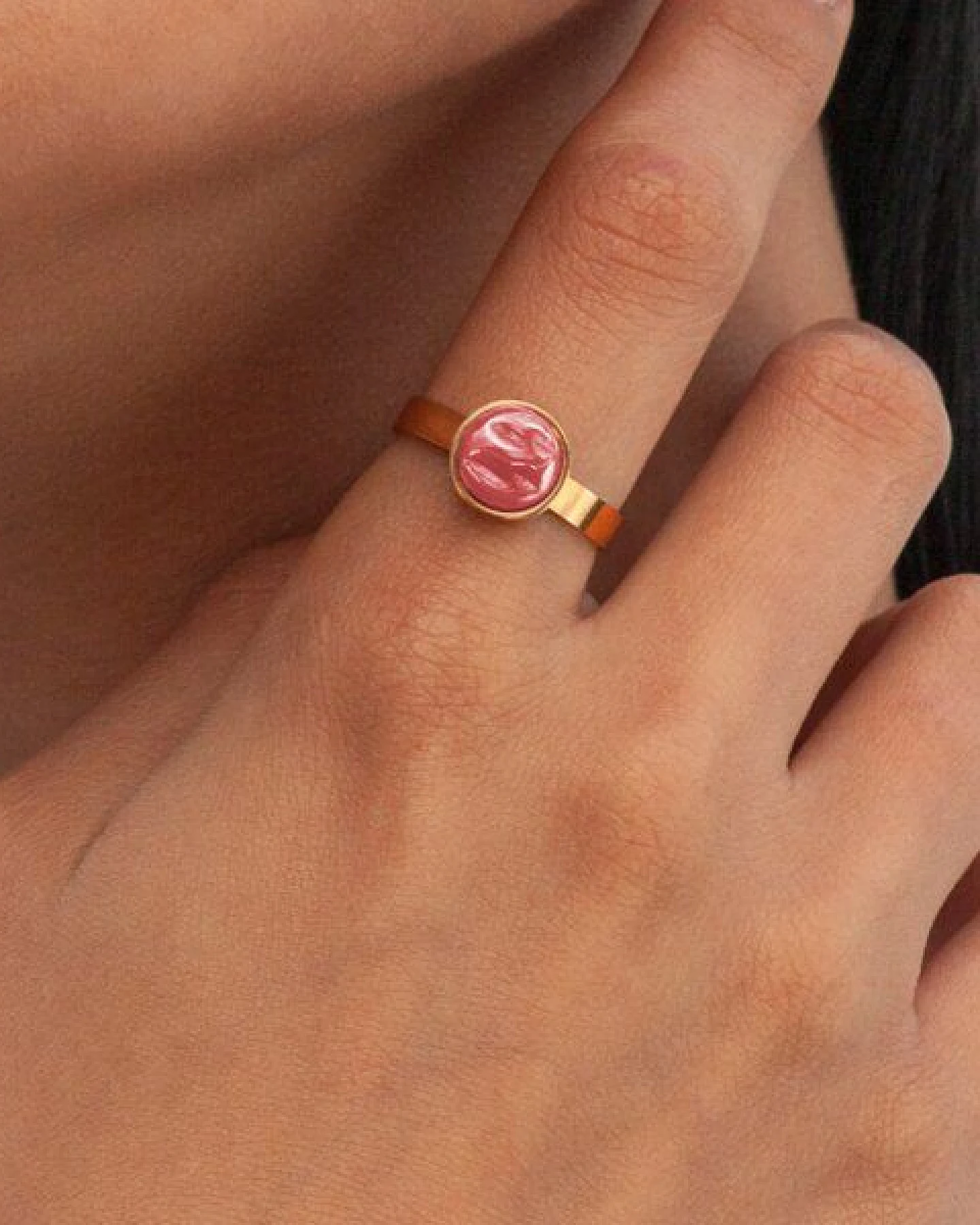 ALEXASCHA Größenverstellbarer Ring mit Stein – Ansicht 3