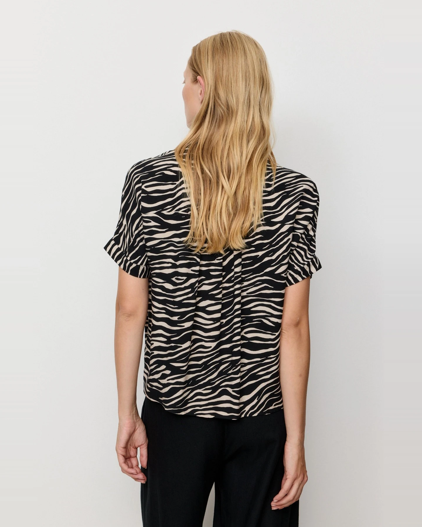 Bluse Lotus Zebra Schwarz – Ansicht 2