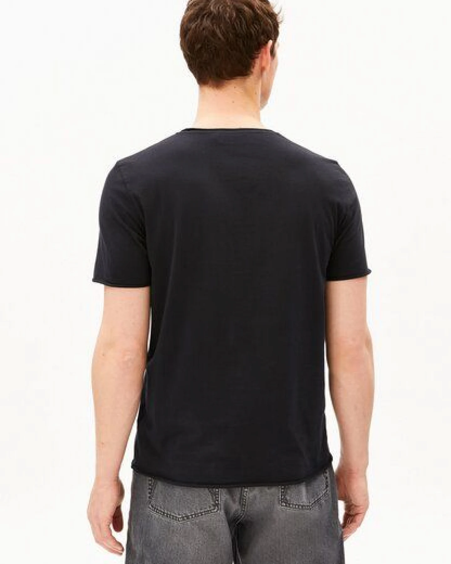 ARMEDANGELS JAAMES BRUSHED Herren T-Shirt aus Bio-Baumwolle – Ansicht 2