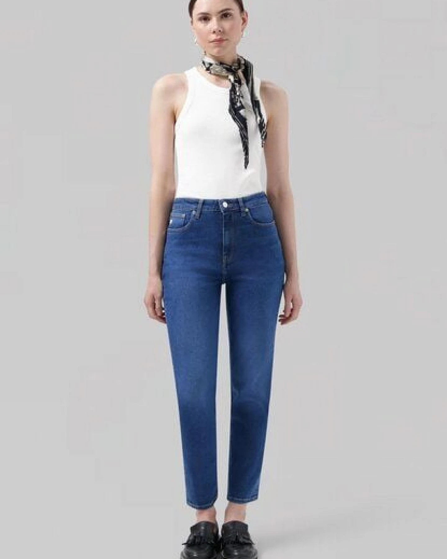 MUD Jeans Damen Jeans "Mams Stretch Tapered - Stone Indigo" – Ansicht 2