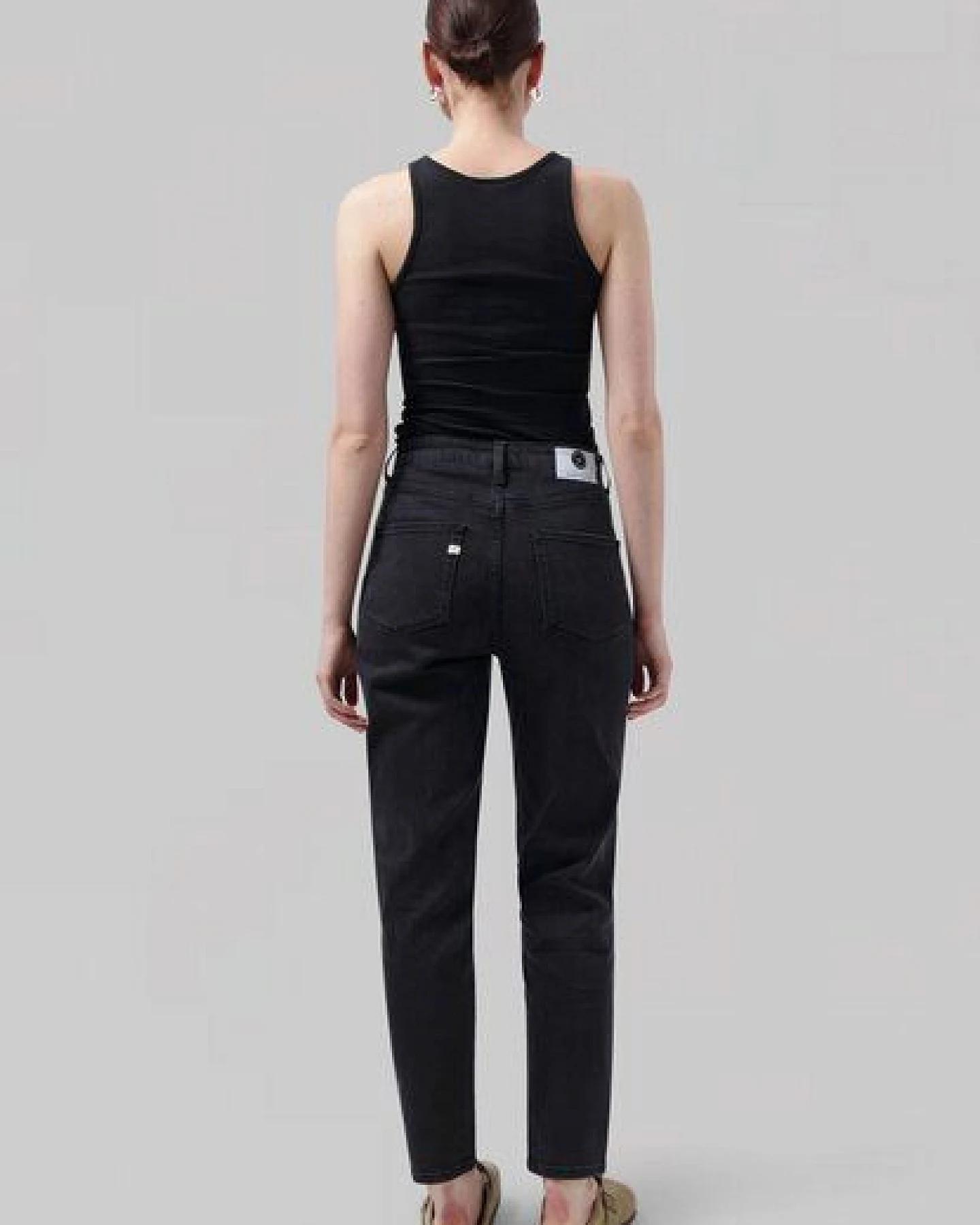 MUD Jeans Damen Jeans "Mams Stretch Tapered - Stone Black" – Ansicht 3