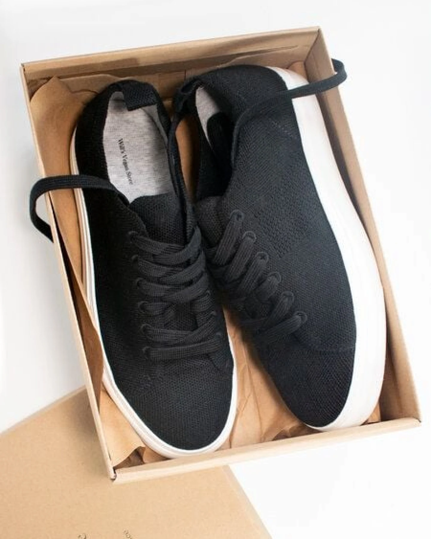 Will's Vegan Shop Biologisch abbaubare NY Turnschuhe Damen – Ansicht 4