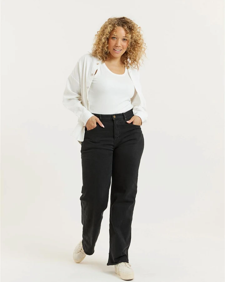 Produktseite: Tencel Wide Leg Hose Modell: Etta