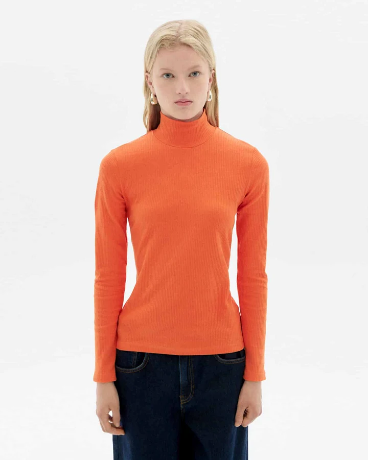 Hanf Longsleeve Modell: Aine