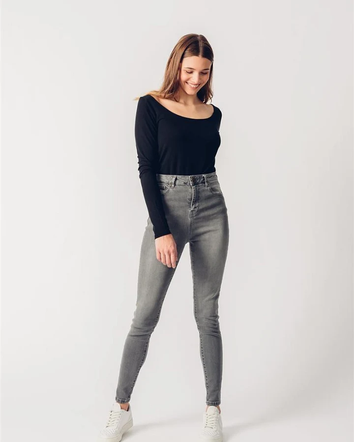 Super Skinny Super High Waist Jeans Modell: Carrie