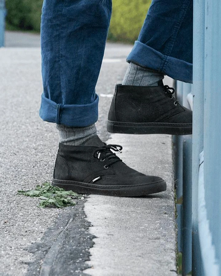 Halbschuh Modell: SCB chukka