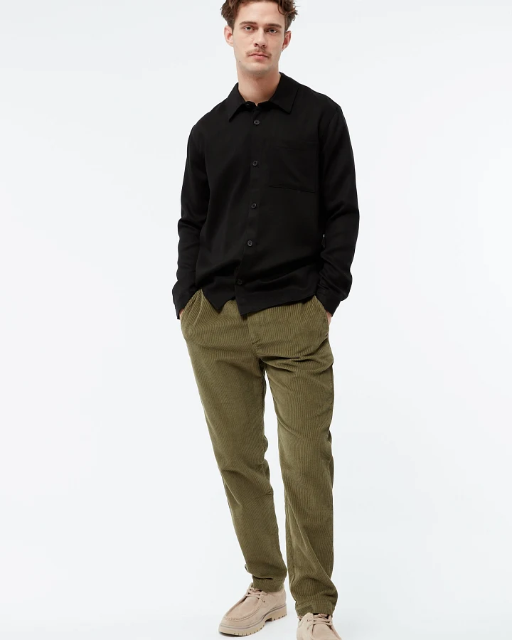 Produktseite: Cordhose Modell: Eric