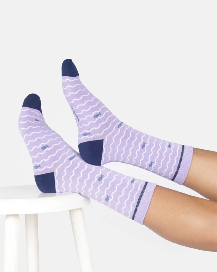 Socken Modell: Wavy Fish Stripe