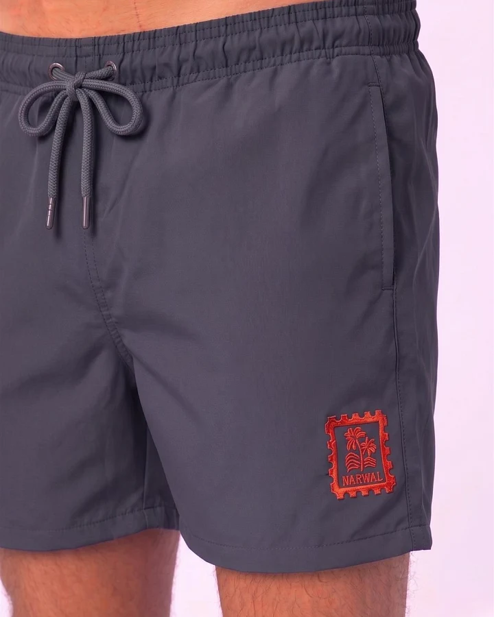 Badehose mit kleinem Motiv