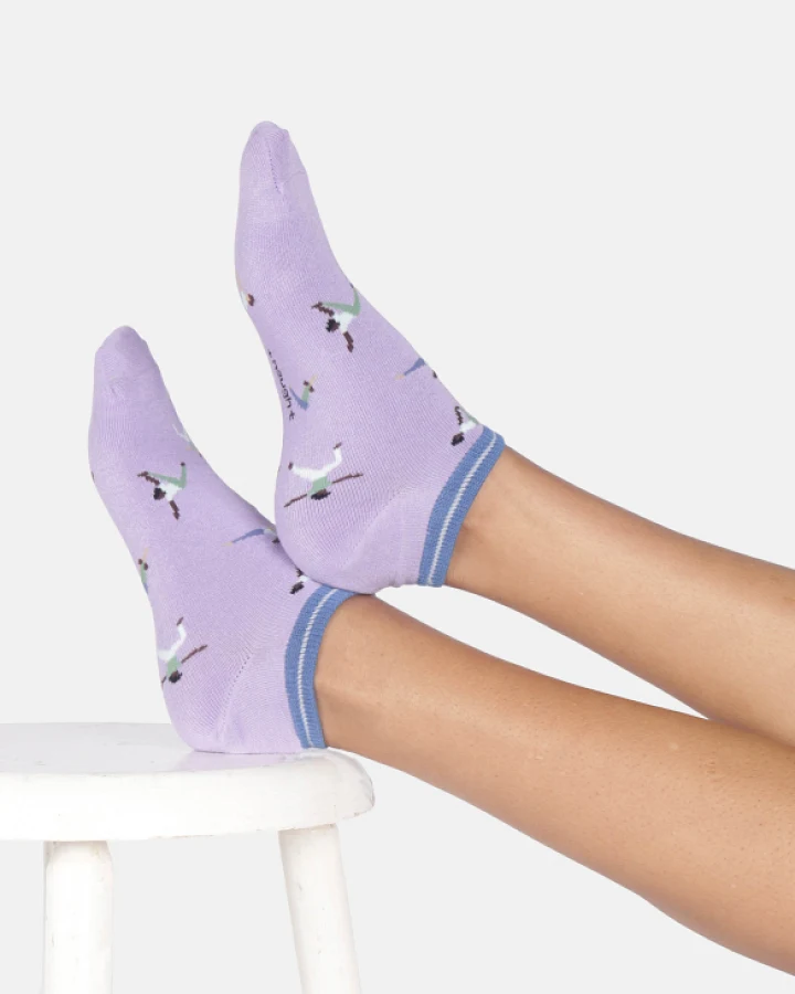 Socken Modell: Yoga Poses