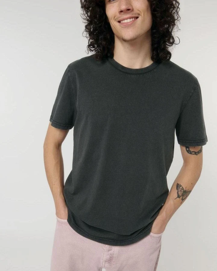 G. Dyed Black Rock