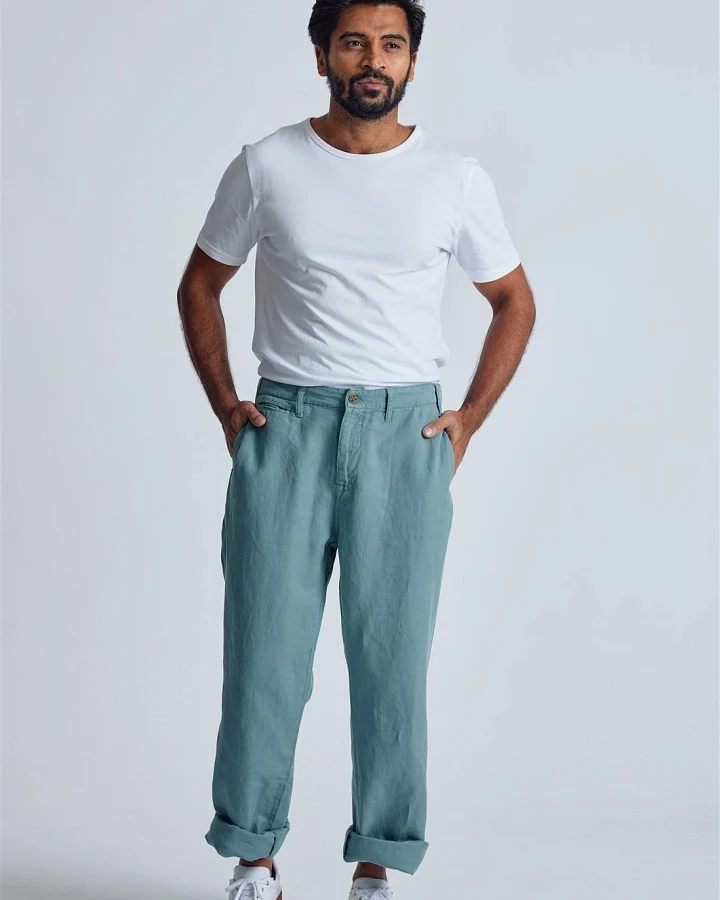 Leinen Chino Relaxed Fit Modell: Bird