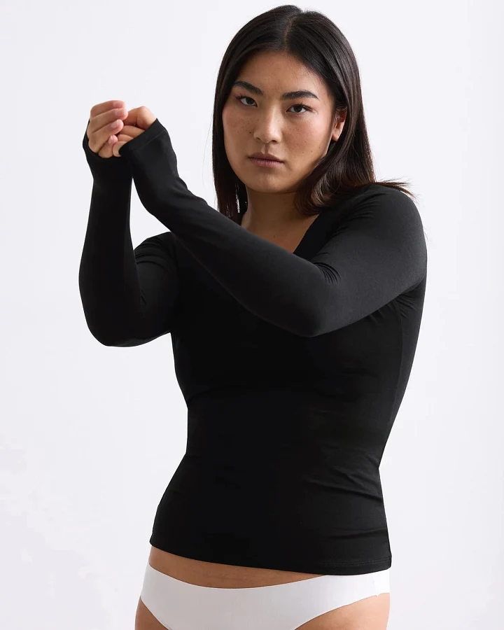 Produktseite: erlich textil Light Touch tiefausgeschnittenes Langarmshirt im 2er Pack für Frauen aus Lyocell in schwarz