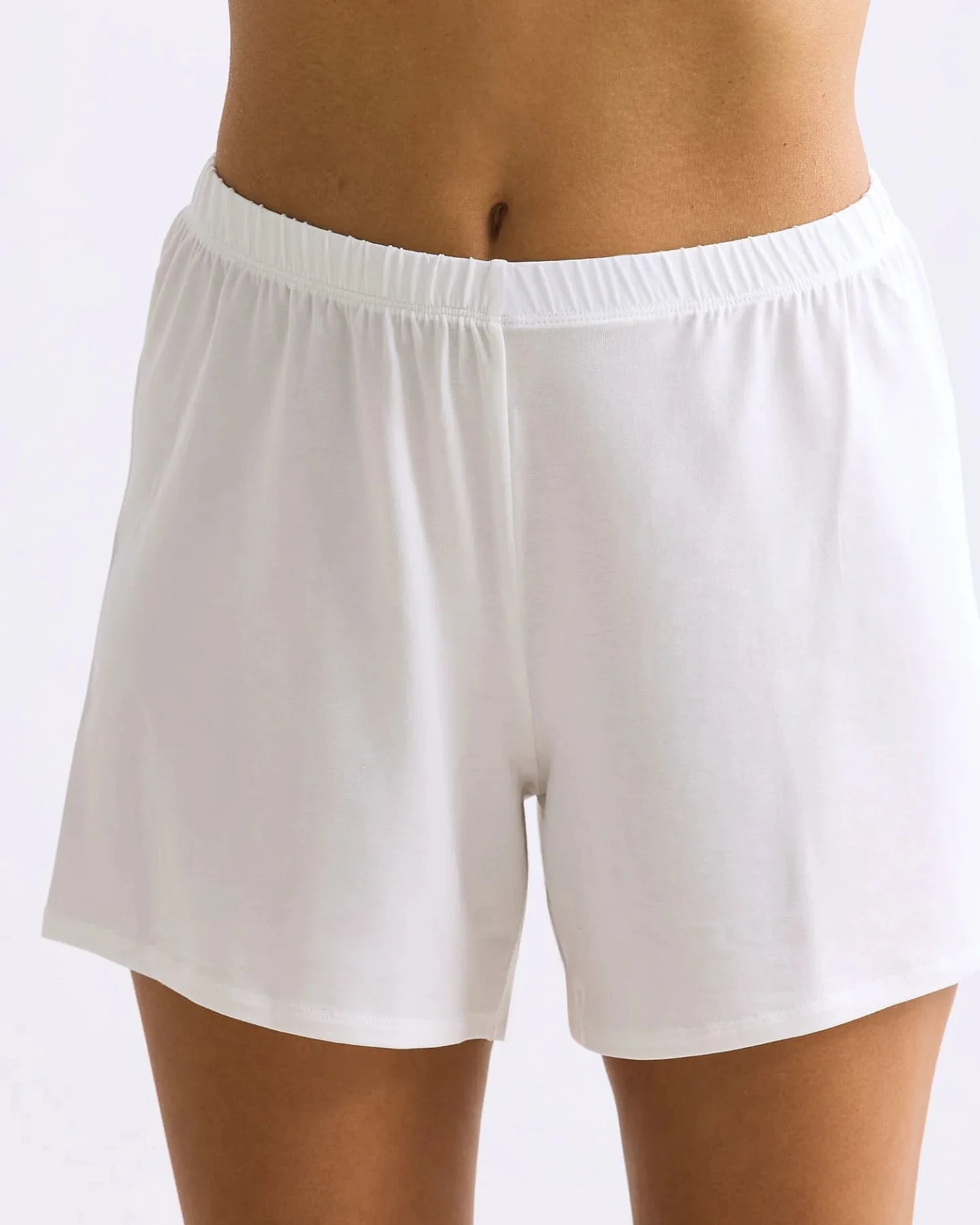 erlich textil Light Touch kurze Schlafhose für Frauen aus Lyocell in himmelblau – Ansicht 2