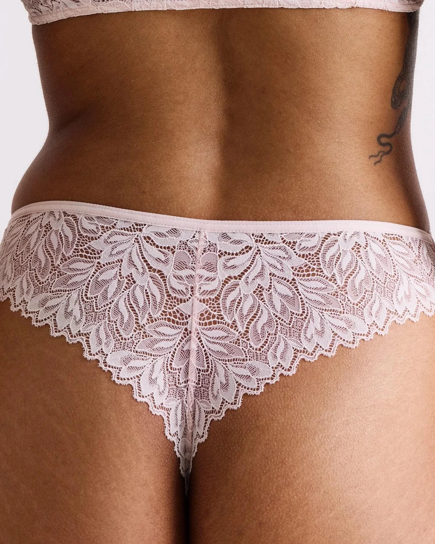 erlich textil Dreamy Lace High Waist Brazil String für Frauen aus Polyamid in wilde orange – Ansicht 2