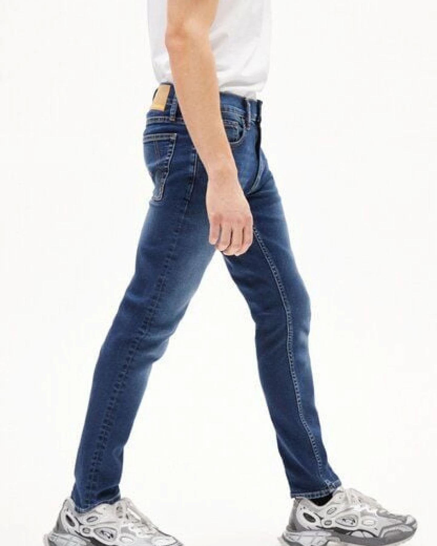 ARMEDANGELS IAAN Herren Slim Jeans aus recyceltem Baumwoll-Mix – Ansicht 4