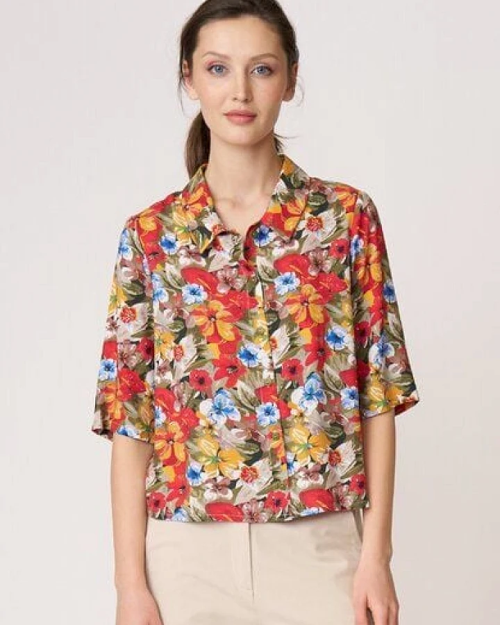 LANA Organic Luftige Damenbluse aus Viskose, Modell Alexia