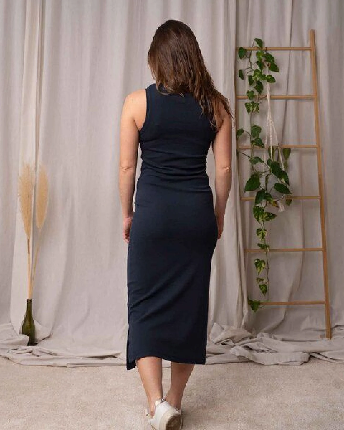 Vresh Clothing Violetta - Rib Kleid aus Biobaumwolle – Ansicht 2