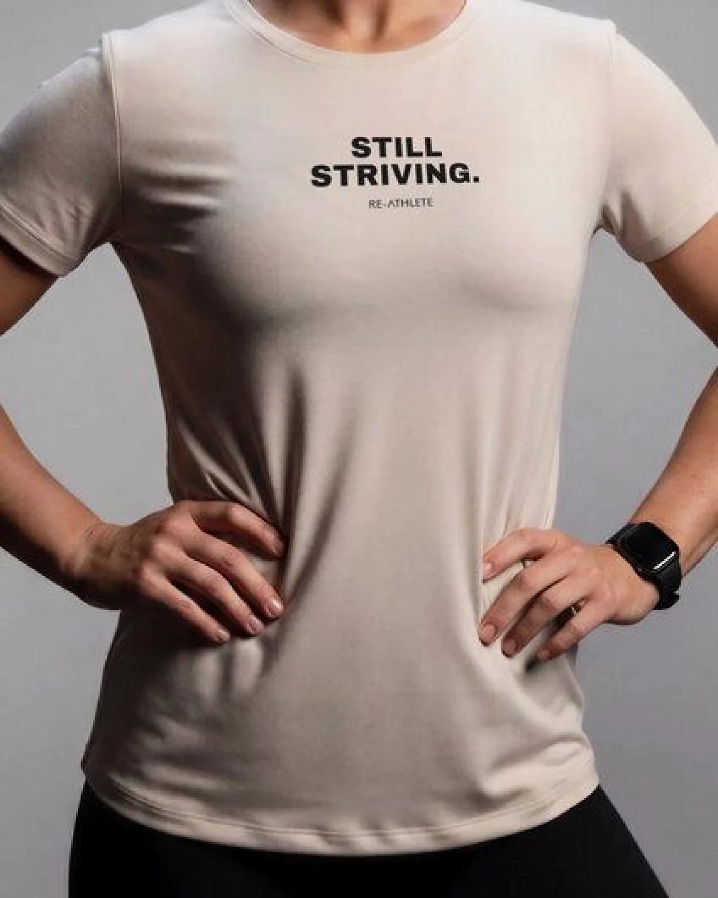 Re-Athlete STRIVING Bambus Damen Shirt - beige – Ansicht 2