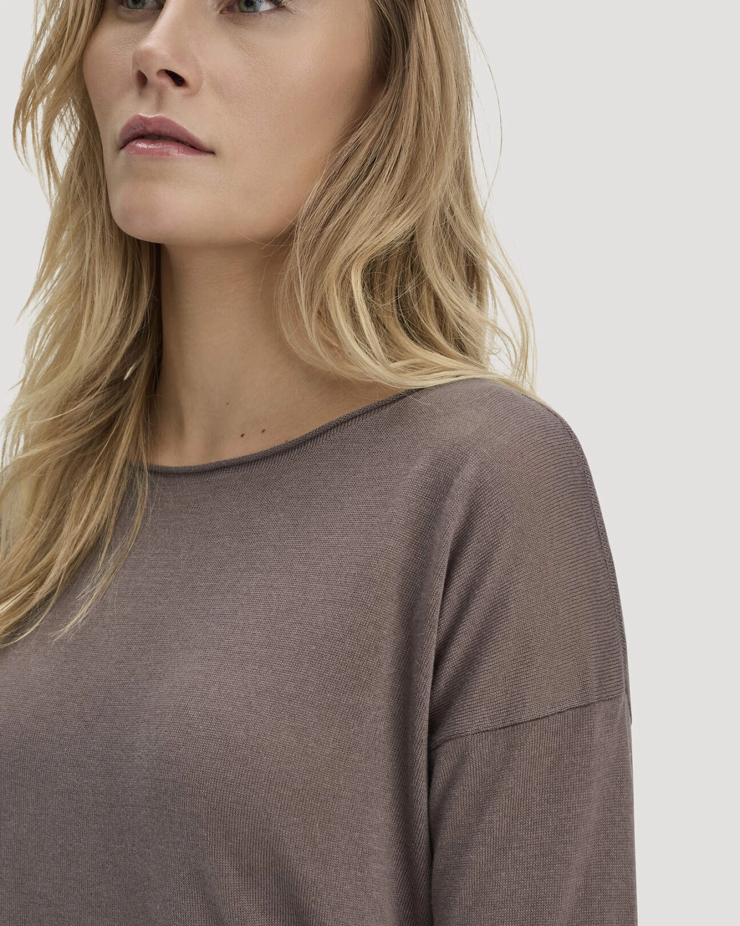 hessnatur Damen Strick Pullover Oversize aus TENCEL™ Lyocell mit Bio-Baumwolle - braun - Größe XL – Ansicht 4