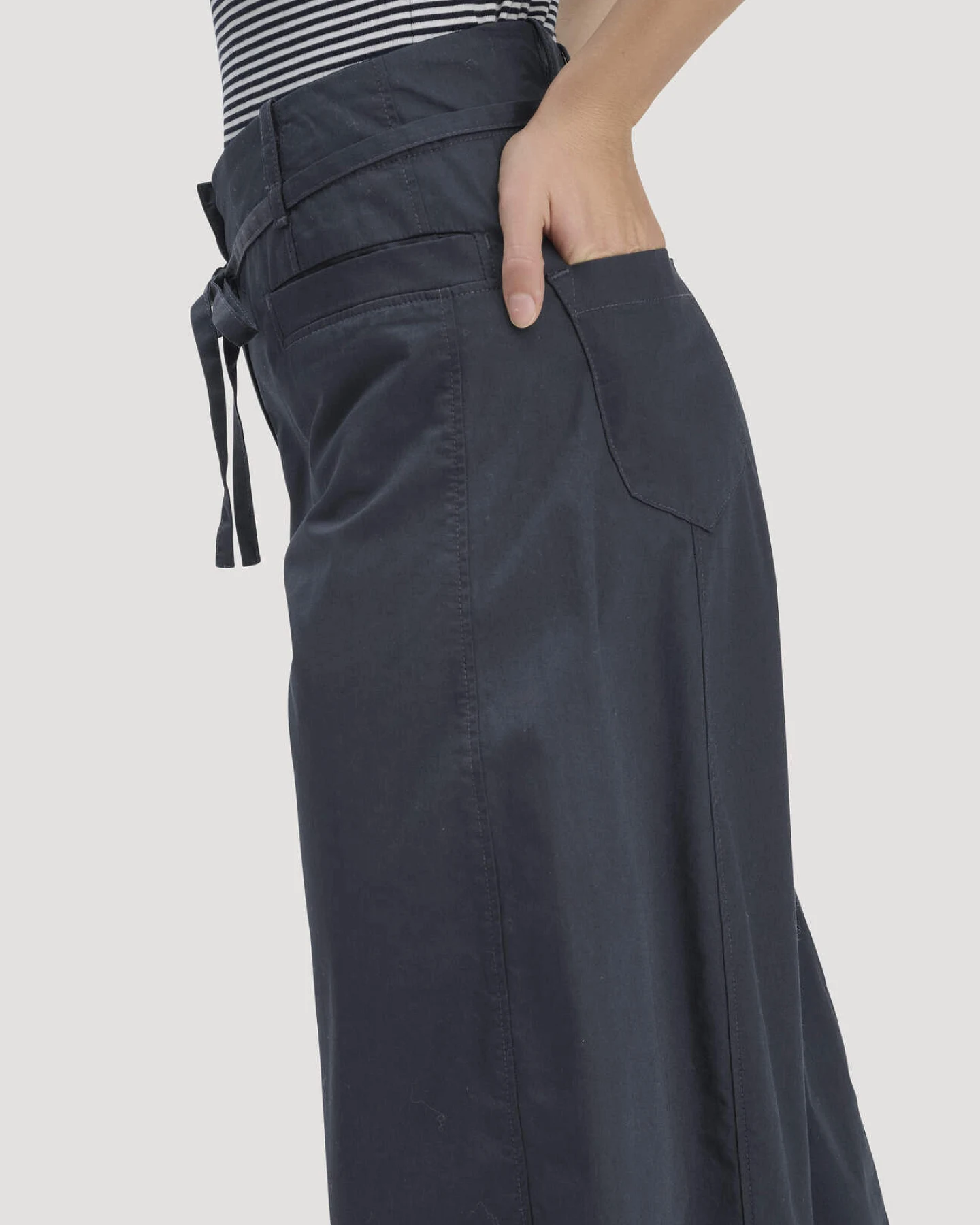 hessnatur Damen Hose Barrel Leg aus Bio-Baumwolle - blau - Größe 36 – Ansicht 3