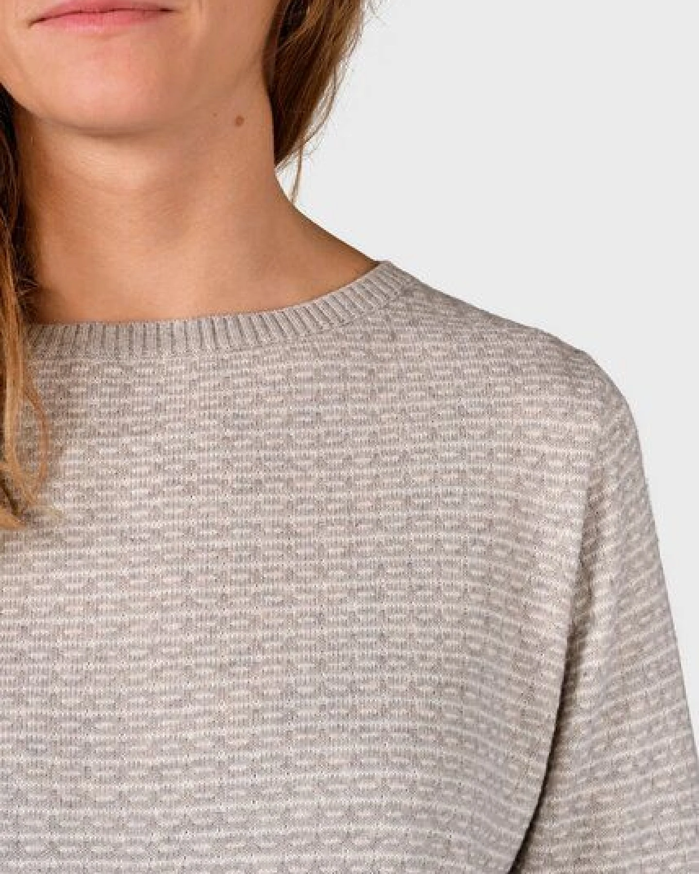 Klitmøller Collective Strickpullover Modell: Silje aus Baumwolle & Kaschmir – Ansicht 4