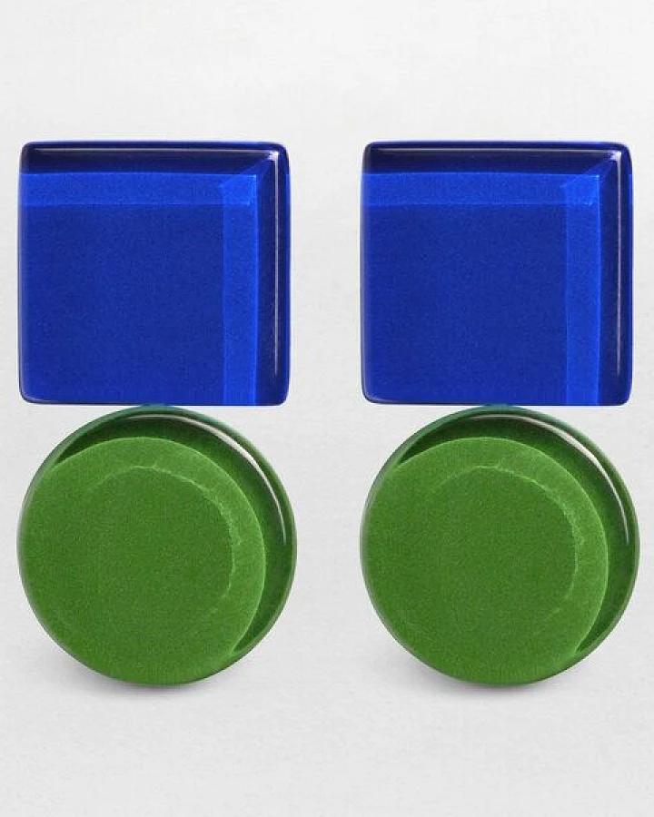 Blau
