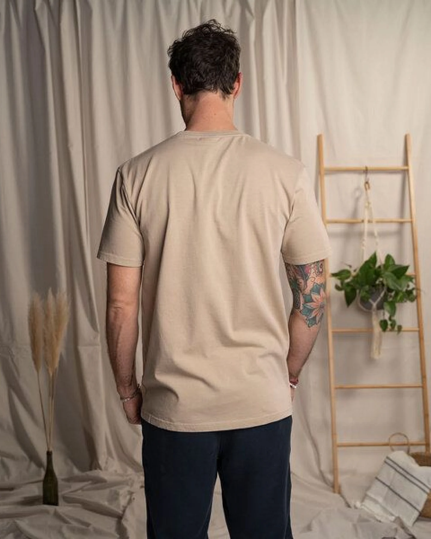 Vresh Clothing Vreddy - Regular T-Shirt aus Heavy-Jersey Biobaumwolle – Ansicht 2